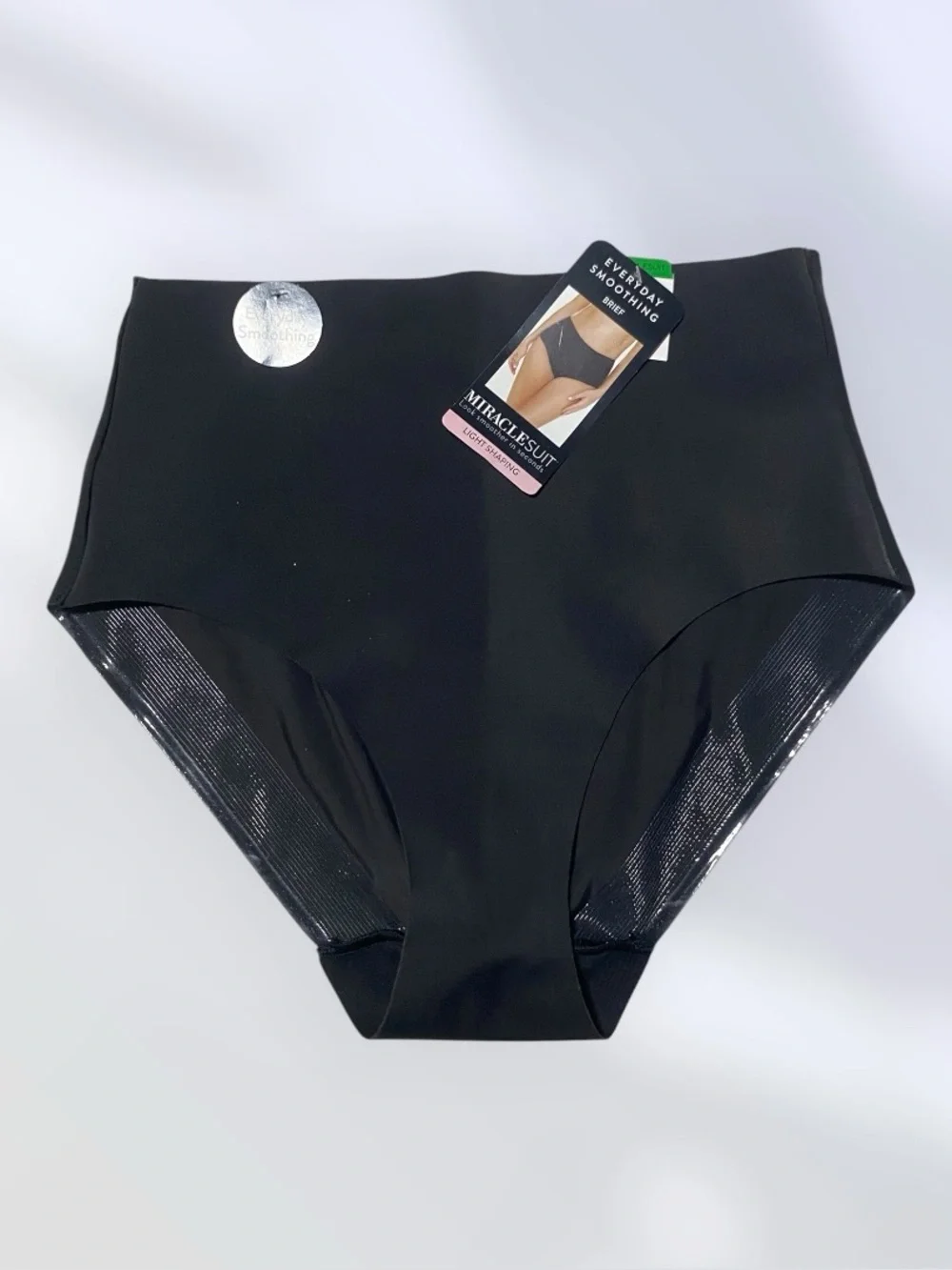 MIRACLESUIT Brief NEW Everyday Smoothing Light Shaping Slimming Black Size L
